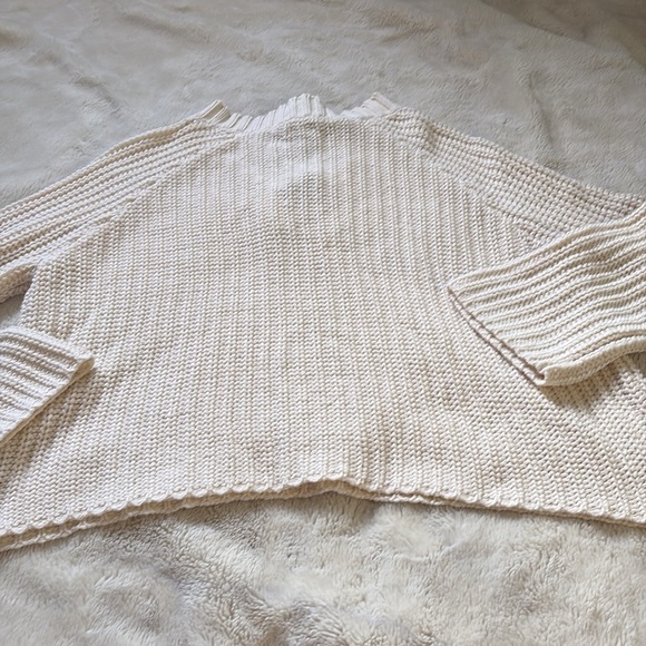 Aerie Cream Knit Lace-Up Sweater | Size M | Cozy Coastal Vibes - Picture 5 of 5